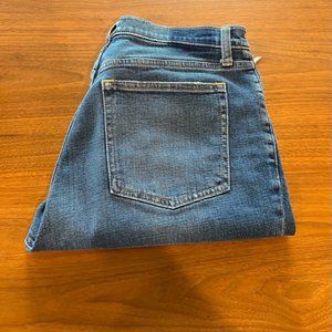 Abercrombie & Fitch Skinny High Rise Jean